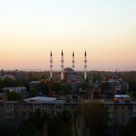 Ussr Hostel Bishkek Exterior foto
