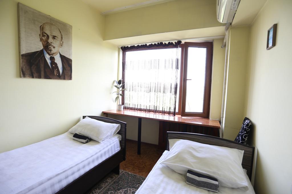 Ussr Hostel Bishkek Quarto foto