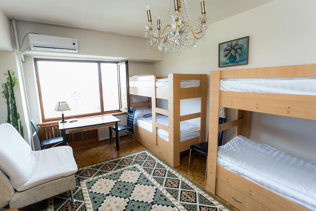 Ussr Hostel Bishkek Quarto foto