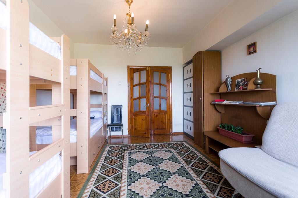 Ussr Hostel Bishkek Quarto foto